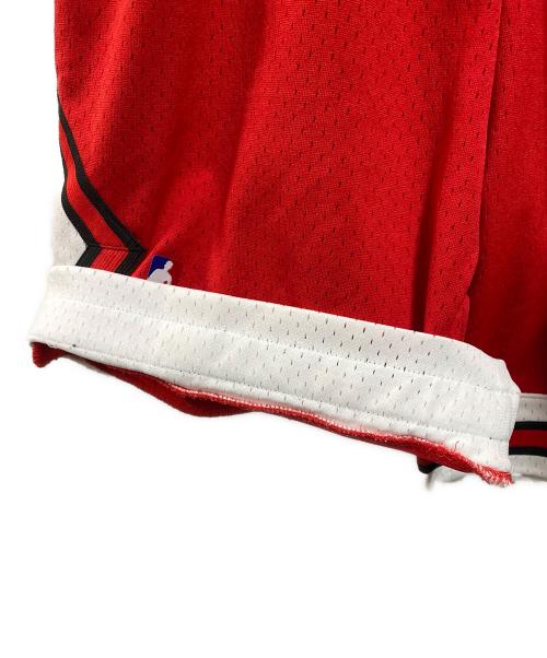 MITCHELL & NESS（ミッチェルアンドネス）MITCHELL & NESS (ミッチェルアンドネス) NBA SWINGMAN ROAD SHORTS レッド サイズ:Ⅼの古着・服飾アイテム