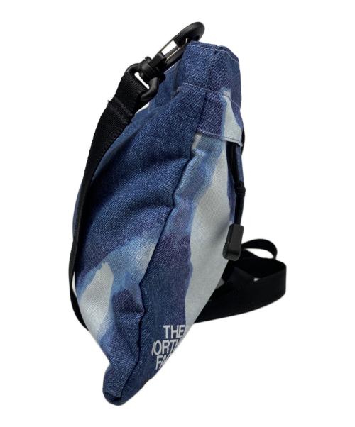 THE NORTH FACE（ザ ノース フェイス）THE NORTH FACE (ザ ノース フェイス) SUPREME (シュプリーム) Bleached Denim Print Shoulder Bag ブルーの古着・服飾アイテム