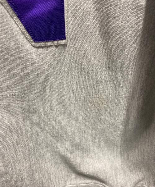 Champion REVERSE WEAVE（チャンピオン リバース ウィーブ）Champion REVERSE WEAVE (チャンピオン リバース ウィーブ) 90sワッペン刺繍スウェット グレー サイズ:Lの古着・服飾アイテム