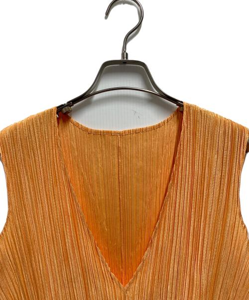 PLEATS PLEASE（プリーツプリーズ）PLEATS PLEASE (プリーツプリーズ) ノースリーブプリーツチュニック オレンジ サイズ:3の古着・服飾アイテム