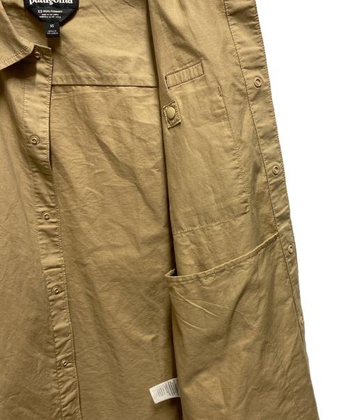 Patagonia（パタゴニア）Patagonia (パタゴニア) Lightweight All-Wear Hemp Coaches Jkt ベージュ サイズ:XSの古着・服飾アイテム