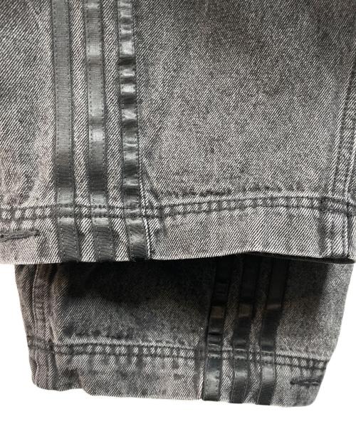 adidas（アディダス）adidas (アディダス) バナナフィット ウォッシュドデニムパンツ ブラック サイズ:28の古着・服飾アイテム