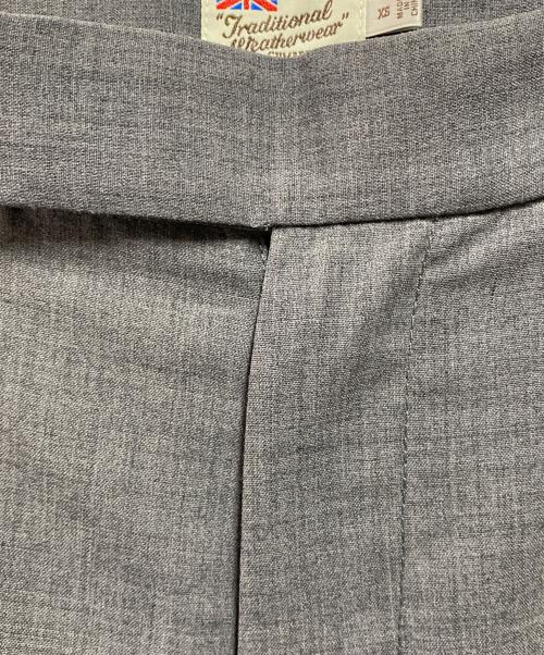 Traditional Weatherwear（トラディショナルウェザーウェア）Traditional Weatherwear (トラディショナルウェザーウェア) ユニオンスラック102 グレー サイズ:XSの古着・服飾アイテム