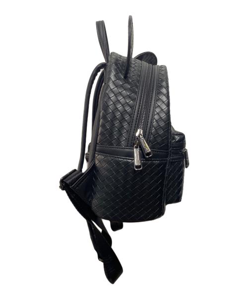 Disney STORE（ディズニーストア）Disney STORE (ディズニーストア) Lounge Fly (ラウンジフライ) 編込みフェイクレザーバックパック ブラックの古着・服飾アイテム