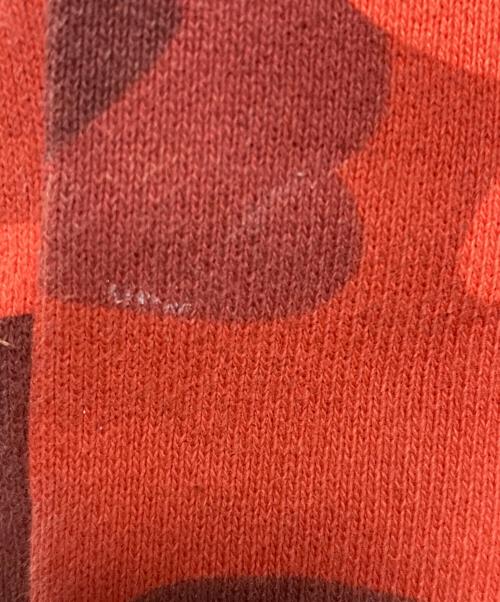 A BATHING APE（ア ベイシング エイプ）A BATHING APE (ア ベイシング エイプ) CAMO SHARK SWEAT SHORTS レッド サイズ:ＸＬの古着・服飾アイテム