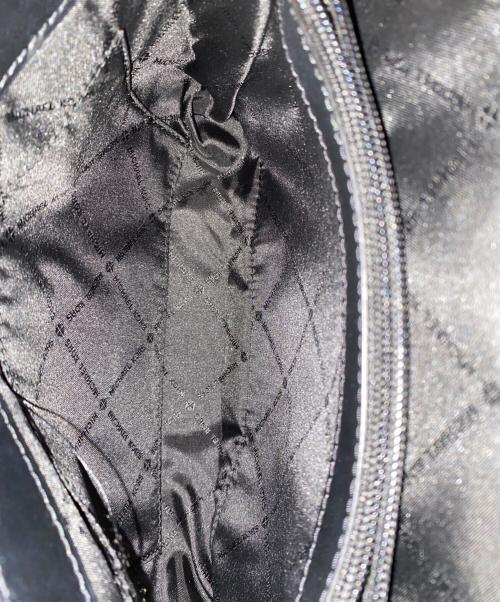 MICHAEL KORS（マイケル・コース）MICHAEL KORS (マイケル・コース) フェイクファーチェーンバッグ ブラックの古着・服飾アイテム