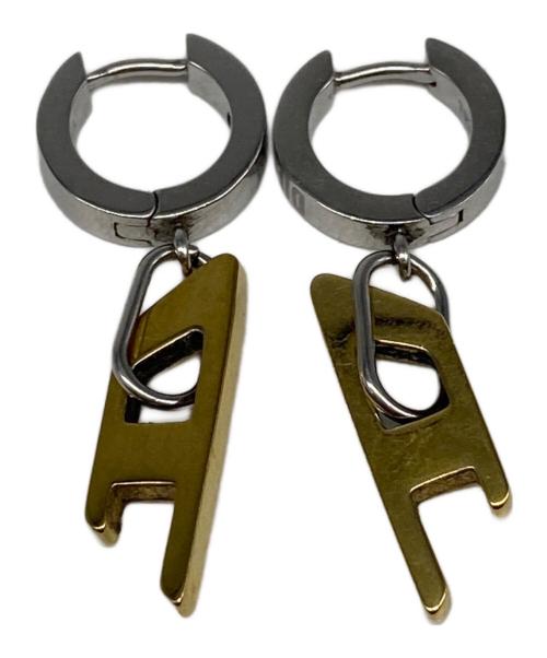 DIESEL（ディーゼル）DIESEL (ディーゼル) Ｄロゴピアスの古着・服飾アイテム