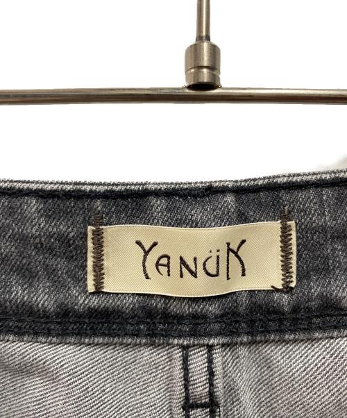 YANUK（ヤヌーク）YANUK (ヤヌーク) セミフレアデニムパンツ ブラック サイズ:26の古着・服飾アイテム