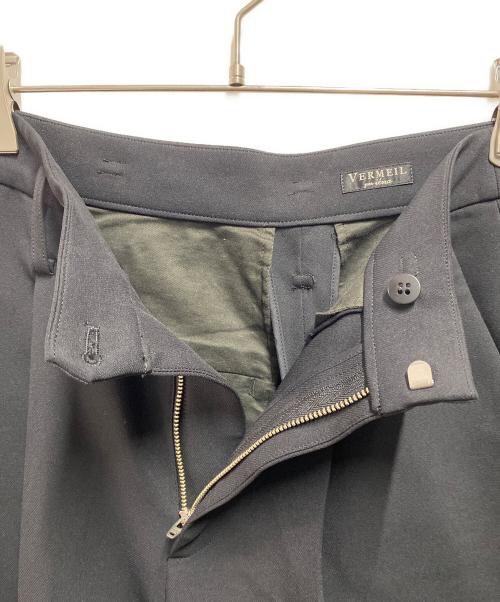 VERMEIL par iena（ヴェルメイユ パー イエナ）VERMEIL par iena (ヴェルメイユ パー イエナ) 裾ベルトタックパンツ ブラック サイズ:40の古着・服飾アイテム