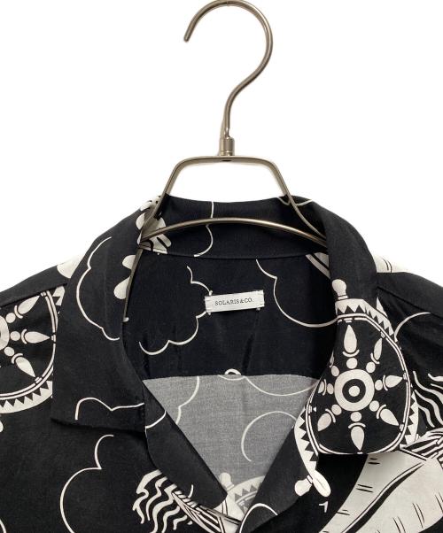 SOLARIS&CO.（ソラリス&コー）SOLARIS&CO. (ソラリス&コー) PATTERN OP S/S SHIRT ブラック サイズ:38の古着・服飾アイテム
