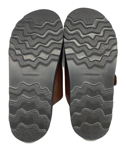 Caminando（カミナンド）Caminando (カミナンド) ダブルバックルサンダル ブラウン サイズ:9の古着・服飾アイテム