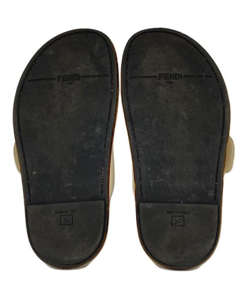 FENDI（フェンディ）FENDI (フェンディ) サンダル ベージュ サイズ:34の古着・服飾アイテム