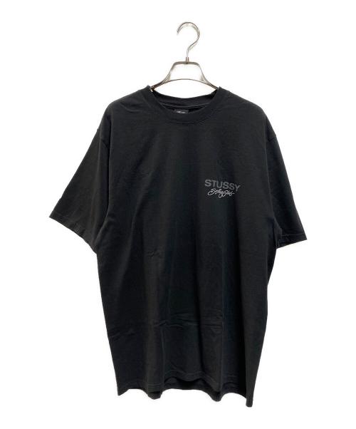 stussy（ステューシー）stussy (ステューシー) SURF CLUB TEE PIGMENT DYED ブラック サイズ:Mの古着・服飾アイテム