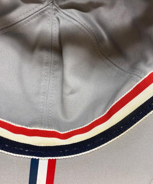 Thom Browne（トムブラウン）Thom Browne (トムブラウン) ベースボールキャップ グレーの古着・服飾アイテム