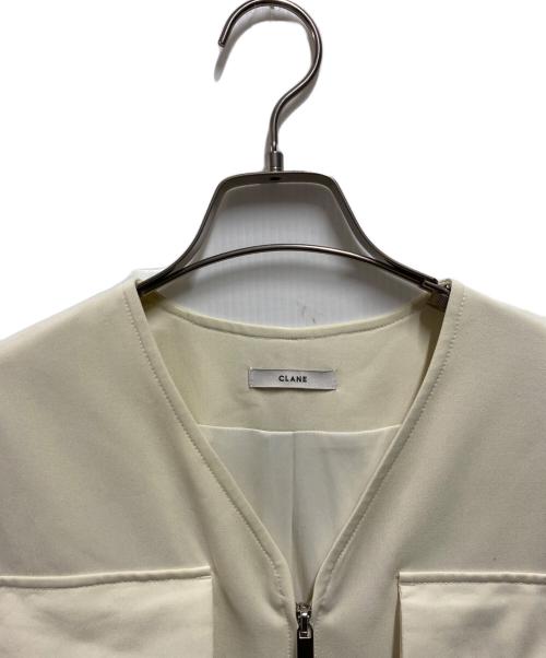 CLANE（クラネ）CLANE (クラネ) 2WAY POCKET DESIGN ZIP ONEPIECE アイボリーの古着・服飾アイテム