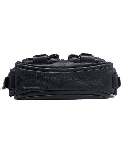 MICHAEL KORS（マイケル・コース）MICHAEL KORS (マイケルコース) スタッズショルダーバッグ ブラックの古着・服飾アイテム