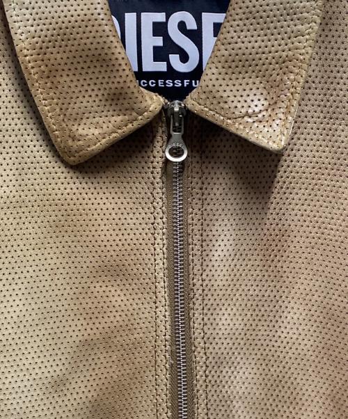DIESEL（ディーゼル）DIESEL (ディーゼル) L-CLIME パンチングレザージャケット ベージュ サイズ:46の古着・服飾アイテム