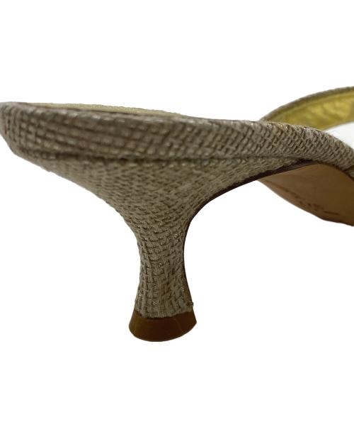 Manolo Blahnik（マノロブラニク）Manolo Blahnik (マノロブラニク) サンダル ベージュ サイズ:37　1/2の古着・服飾アイテム