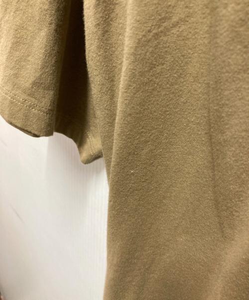 maison kitsune（アシッドメゾンキツネ）maison kitsune (メゾンキツネ) CHILLAX FOX PATCH Tシャツ ブラウン サイズ:XSの古着・服飾アイテム