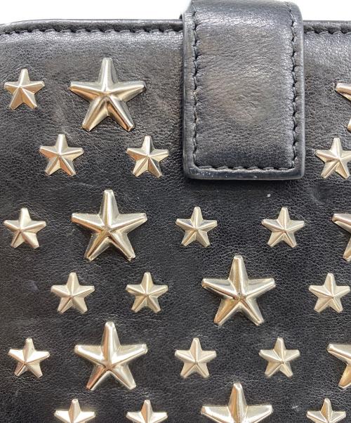 JIMMY CHOO（ジミーチュウ）JIMMY CHOO (ジミーチュウ) スタースタッズコンパクトウォレット ブラックの古着・服飾アイテム