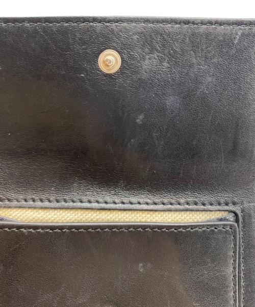 JIMMY CHOO（ジミーチュウ）JIMMY CHOO (ジミーチュウ) スタースタッズコンパクトウォレット ブラックの古着・服飾アイテム