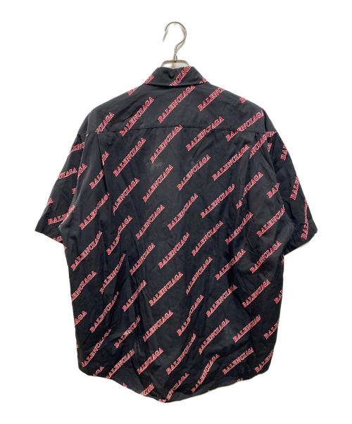 BALENCIAGA（バレンシアガ）BALENCIAGA (バレンシアガ) スポーティロゴ半袖ジップシャツ ブラック サイズ:37の古着・服飾アイテム