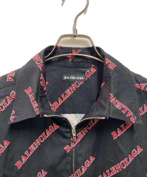 BALENCIAGA（バレンシアガ）BALENCIAGA (バレンシアガ) スポーティロゴ半袖ジップシャツ ブラック サイズ:37の古着・服飾アイテム