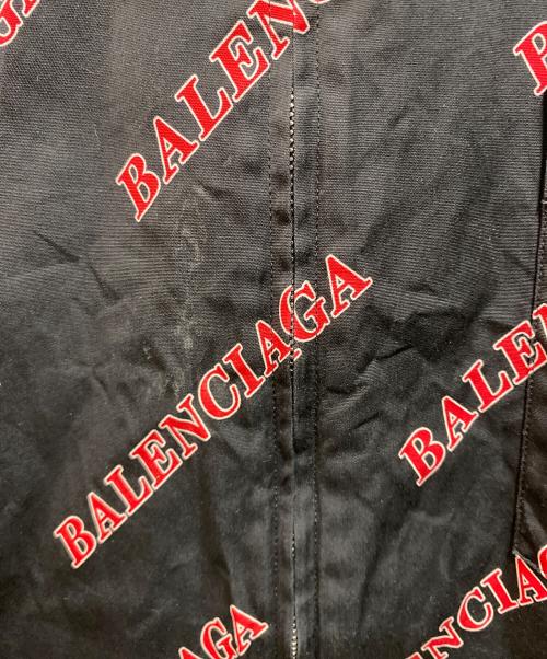 BALENCIAGA（バレンシアガ）BALENCIAGA (バレンシアガ) スポーティロゴ半袖ジップシャツ ブラック サイズ:37の古着・服飾アイテム