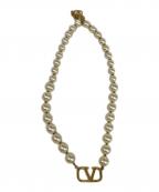 VALENTINO GARAVANIヴァレンティノ・ガラヴァーニ）の古着「Vロゴシグネチャーパールビーズネックレス」｜ゴールド×ベージュ