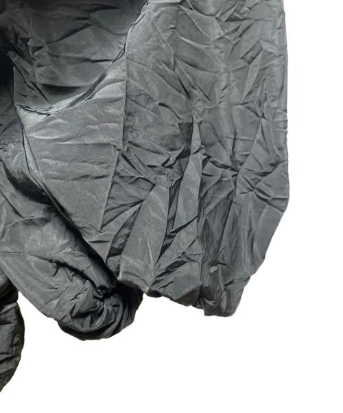 UNITED ARROWS TOKYO（ユナイテッドアローズトウキョウ）UNITED ARROWS TOKYO (ユナイテッドアローズトウキョウ) ワッシャーシャーリング2wayブラウス ブラック サイズ:ＦＲＥＥ 未使用品の古着・服飾アイテム