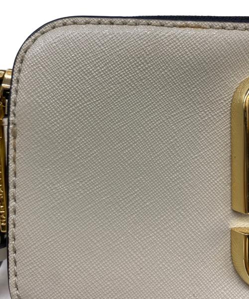 MARC JACOBS（マークジェイコブス）MARC JACOBS (マークジェイコブス) ショルダーバッグ ベージュの古着・服飾アイテム