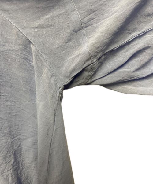 crinklecrinklecrinkle（クリンクルクリンクルクリンクル）crinklecrinklecrinkle (クリンクルクリンクルクリンクル) フリルカラーシャツ ブルー サイズ:ＦＲＥＥの古着・服飾アイテム