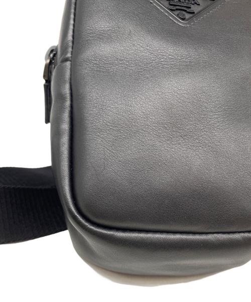 PRADA（プラダ）PRADA (プラダ) ショルダーポーチ ブラックの古着・服飾アイテム