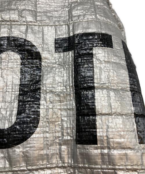 TIGHTBOOTH PRODUCTION（タイトブースプロダクション）TIGHTBOOTH PRODUCTION (タイトブースプロダクション) バッグ シルバーの古着・服飾アイテム