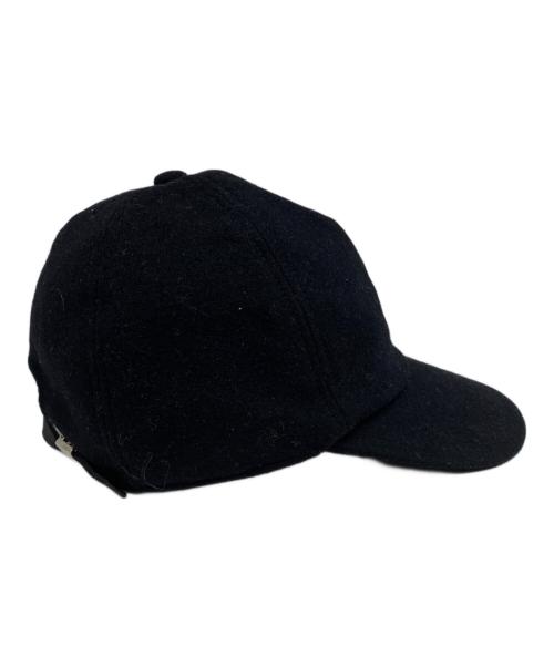 sacai（サカイ）sacai (サカイ) KAWS (カウズ) キャップ ブラック サイズ:3の古着・服飾アイテム