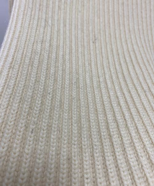 ANDERSEN-ANDERSEN（アンデルセン アンデルセン）ANDERSEN-ANDERSEN (アンデルセン アンデルセン) ニット アイボリー サイズ:ＸＸＳの古着・服飾アイテム