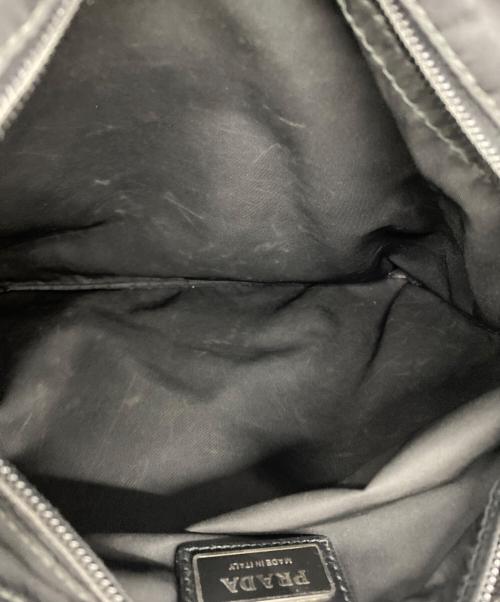 PRADA（プラダ）PRADA (プラダ) ナイロンショルダーバッグ ブラックの古着・服飾アイテム