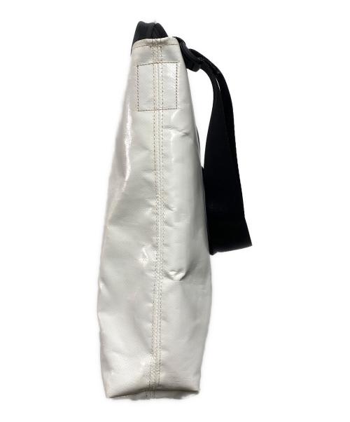 FREITAG（フライターグ）FREITAG (フライターグ) LELAND ネイビー×ホワイトの古着・服飾アイテム