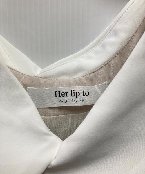 HER LIP TO（ハーリップトゥ）HER LIP TO (ハーリップトゥ) Butterfly Collar Pleated Dress ベージュ サイズ:Mの古着・服飾アイテム