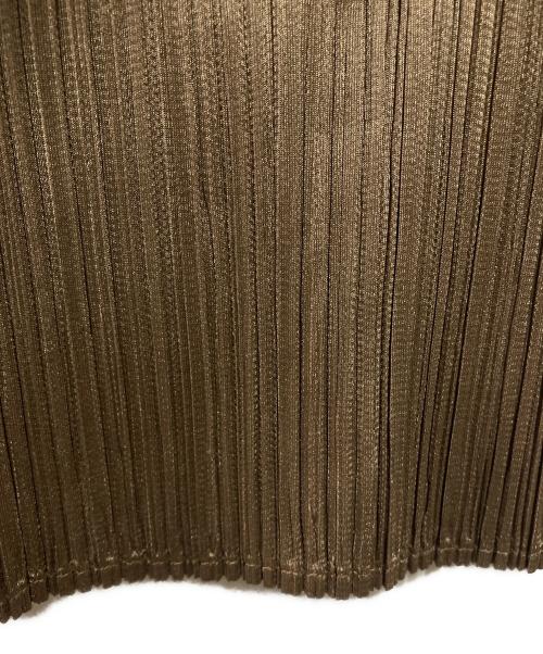 PLEATS PLEASE（プリーツプリーズ）PLEATS PLEASE (プリーツプリーズ) ハイネックプリーツカットソー ベージュ サイズ:3の古着・服飾アイテム