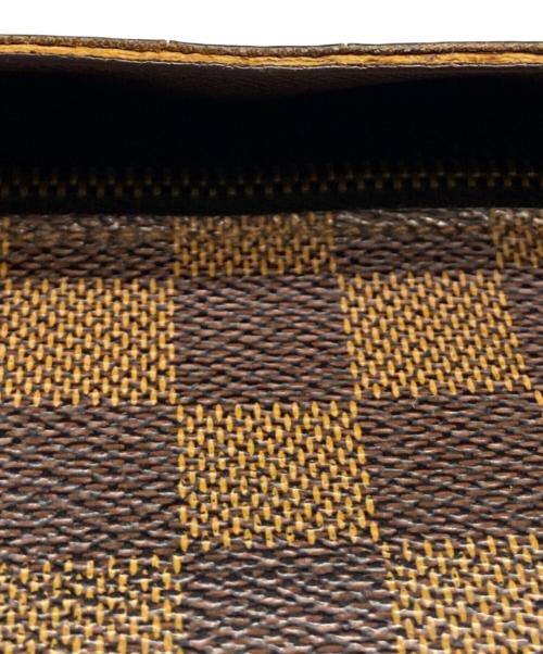 LOUIS VUITTON（ルイ ヴィトン）LOUIS VUITTON (ルイ ヴィトン) チェーン付長財布 ブラウンの古着・服飾アイテム