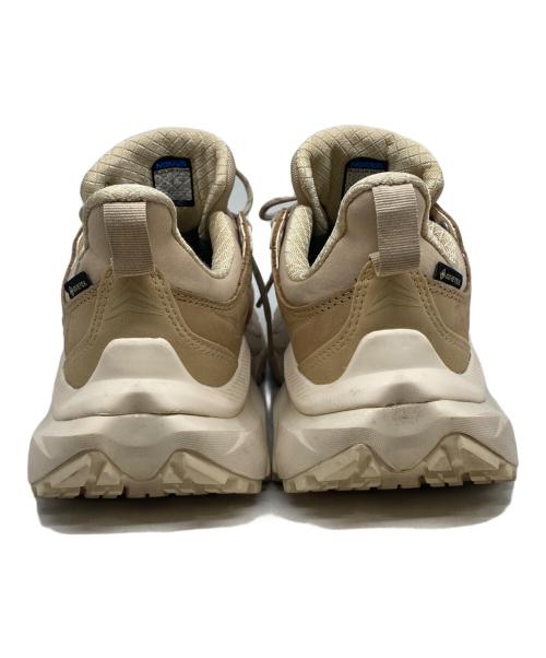 HOKAONEONE（ホカオネオネ）HOKAONEONE (ホカオネオネ) ANACAPA LOW GTX ベージュ サイズ:25.5ｃｍの古着・服飾アイテム