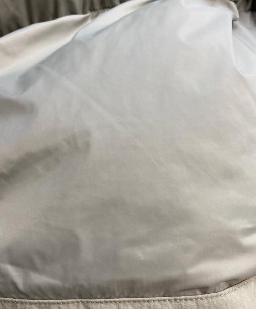 Snow peak（スノーピーク）Snow peak (スノーピーク) City Camper hood heavy down jacket ベージュ サイズ:2XLの古着・服飾アイテム