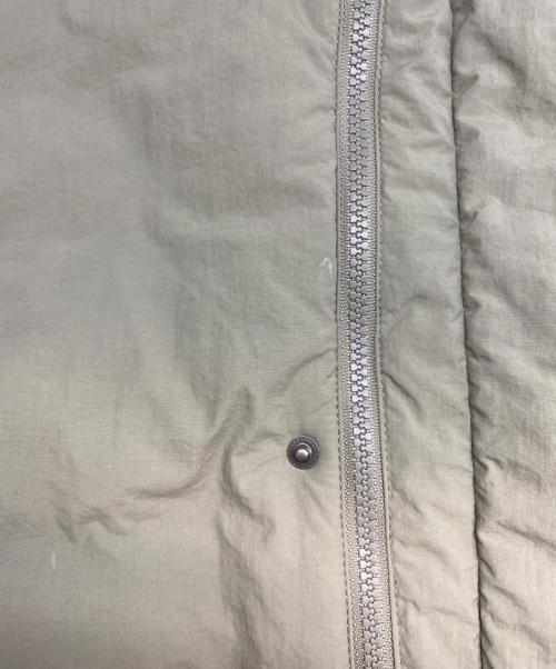 Snow peak（スノーピーク）Snow peak (スノーピーク) City Camper hood heavy down jacket ベージュ サイズ:2XLの古着・服飾アイテム