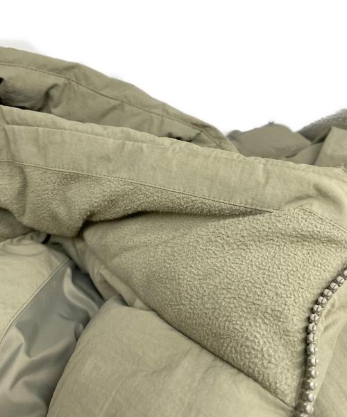 Snow peak（スノーピーク）Snow peak (スノーピーク) City Camper hood heavy down jacket ベージュ サイズ:2XLの古着・服飾アイテム