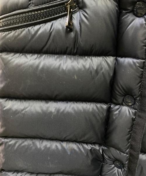 MONCLER（モンクレール）MONCLER (モンクレール) HERMIFUR ダウンコート ネイビーの古着・服飾アイテム