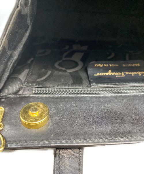 Salvatore Ferragamo（サルヴァトーレ フェラガモ）Salvatore Ferragamo (サルヴァトーレ フェラガモ) ヴァラリボンハンドバッグ ブラックの古着・服飾アイテム