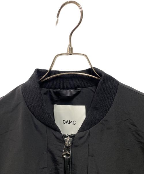 OAMC（オーエーエムシー）OAMC (オーエーエムシー) GOLDWIN (ゴールドウイン) フライトジャケット ブラック サイズ:3 未使用品の古着・服飾アイテム