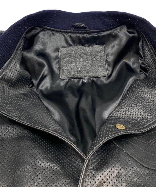 OLD STUSSY（オールドステューシー）OLD STUSSY (オールドステューシー) Sロゴパンチングレザージャケット ブラック サイズ:Мの古着・服飾アイテム