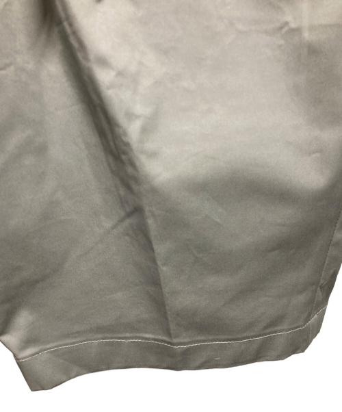 BERWICH（ベルウィッチ）BERWICH (ベルウィッチ) guji short グレー サイズ:48の古着・服飾アイテム